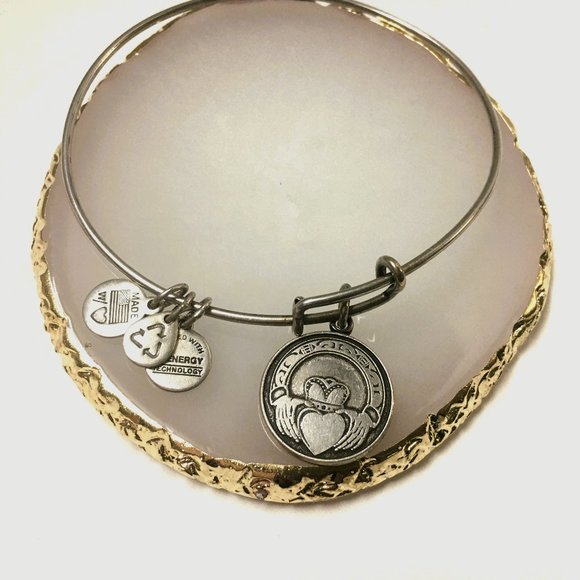 Alex and Ani Silver Claddagh Irish Heart Charm Bracelet adjustable Bangle boho - Picture 1 of 3